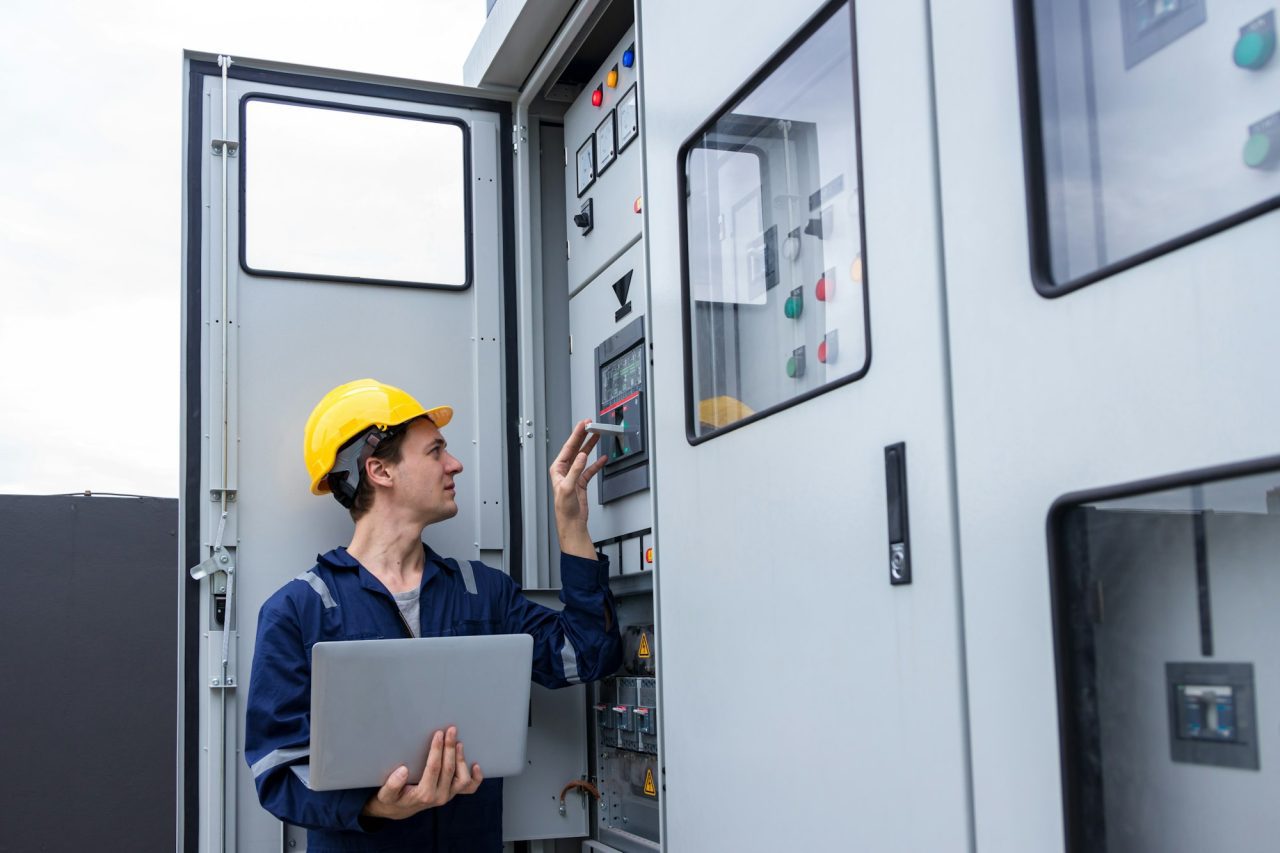 electrical-engineer-working-in-control-room-