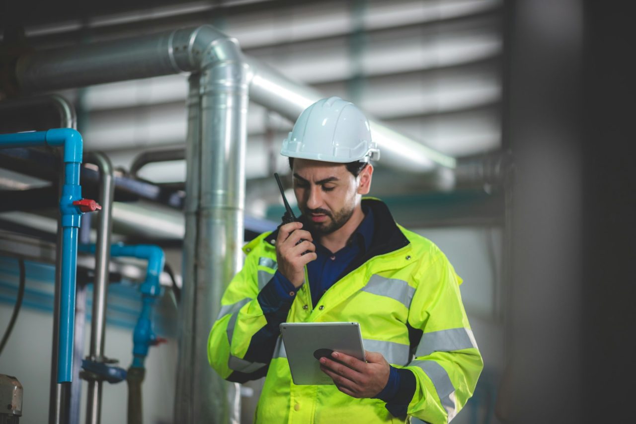 professional-technician-engineer-working-to-control-electrical-power-and-safety-service-2